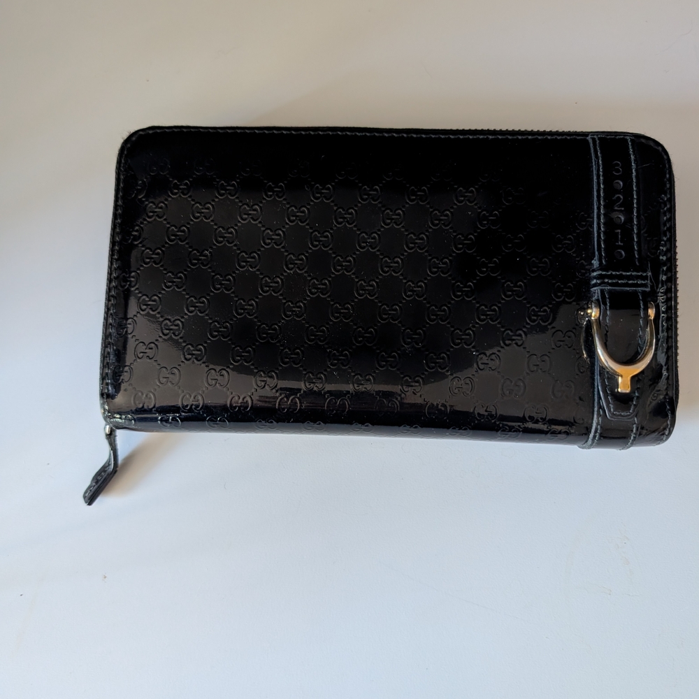 Gucci Micro Guccissima Black Patent Leather Zip Wallet - Picture 3 of 13